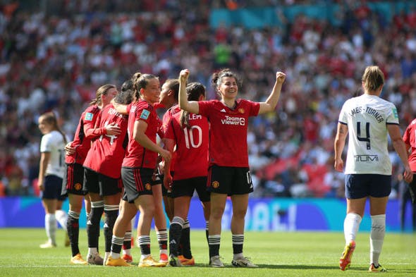 Manchester United Women Win First FA Cup, Beat Tottenham 4-0